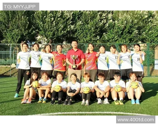 成都网球队在全国锦标赛积分榜上以92分稳居第一名,争冠形势喜人 成都网球队在全国锦标赛积分榜上以92分稳居第一名,争冠形势喜人