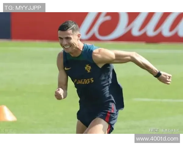 足球明星长袖T恤时尚潮流新选择尽显运动魅力与个性风范 足球明星长袖T恤时尚潮流新选择尽显运动魅力与个性风范